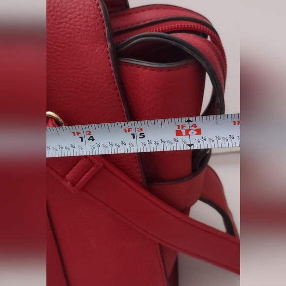 Just Fab Large Satchel Hand Shoulder Bag Gorgeous  Red EUC lot of details - Picture 10 of 11
